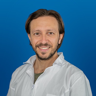 Dr. Gonzalo Terra - Tres Cruces